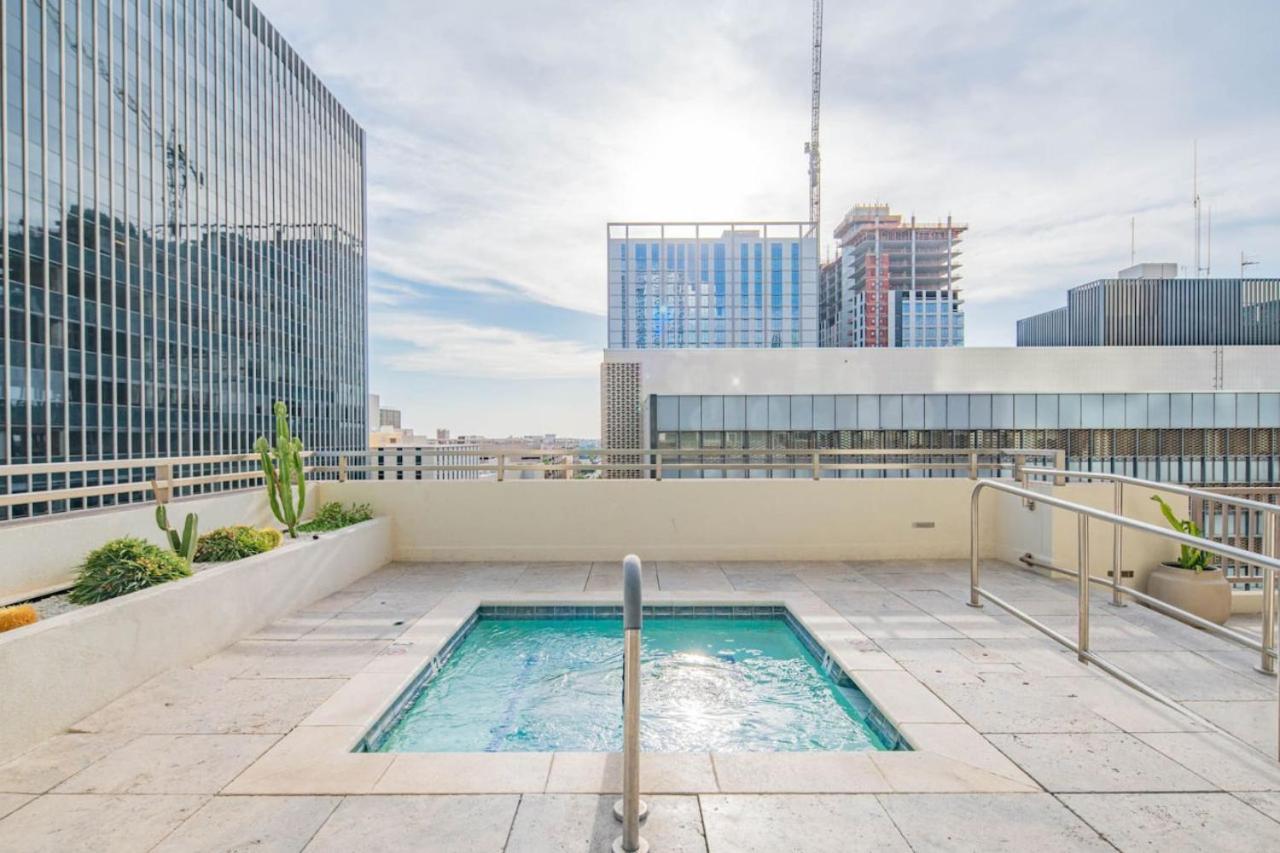 Sky Terrace Dt Highrise, Gym, Pool, Parking, W-d,golf Apartemen Phoenix