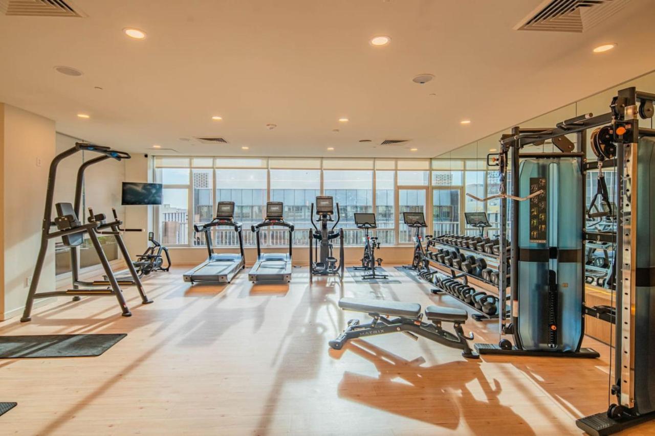 Sky Terrace Dt Highrise, Gym, Pool, Parking, W-d,golf Apartemen Phoenix
