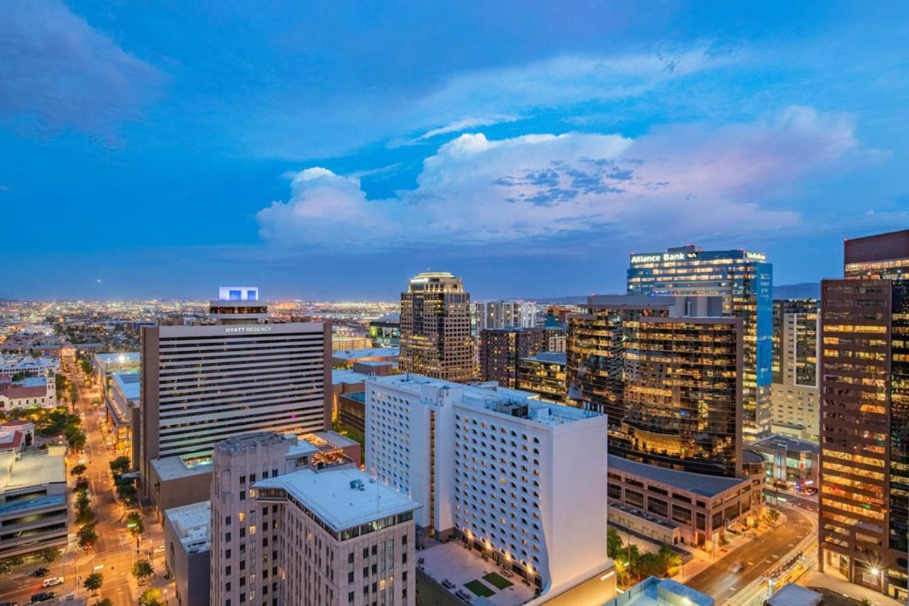 Apartemen Sky Terrace Dt Highrise, Gym, Pool, Parking, W-d,golf Phoenix